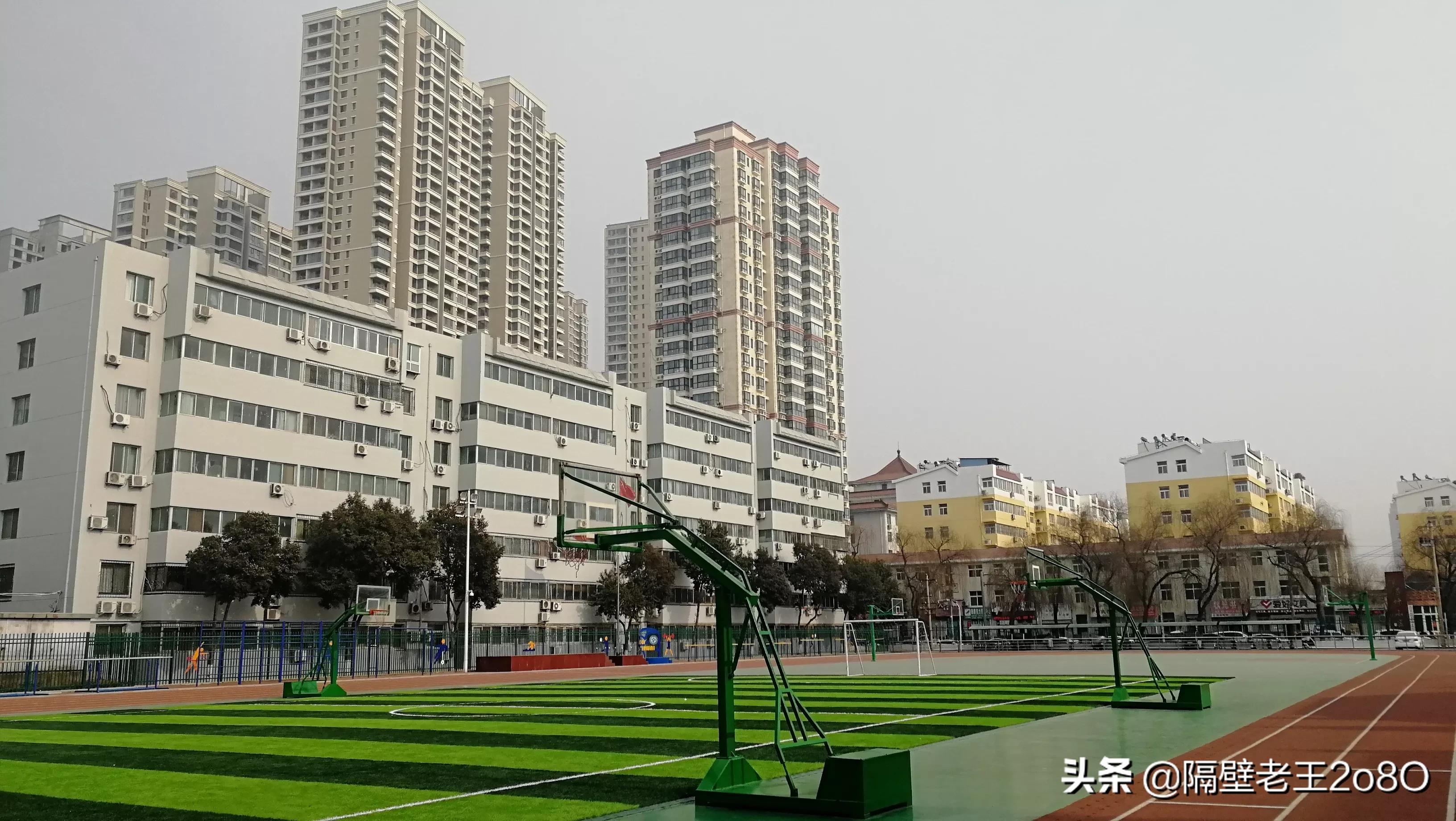为什么二外小学部这么难进,二外哪个好学