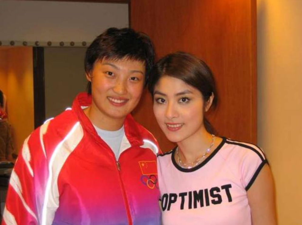 培养首位校园国手获誉“郎平第二”的大连老妹，未来能否接班郎导