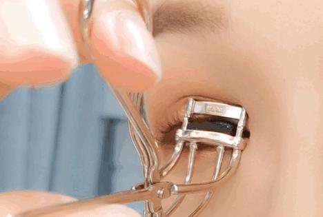 睫毛根部比较硬怎么画眼线,保姆级教程睫毛