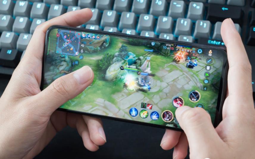 氪金行为再惹争议，猪厂的“套皮游戏”，毁掉了哈利波特IP？