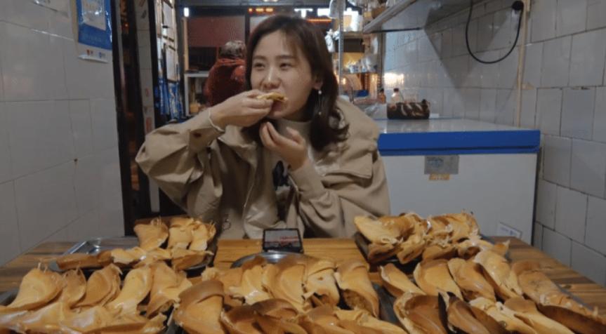 密子君直播2017,密子君直播吃火鸡面