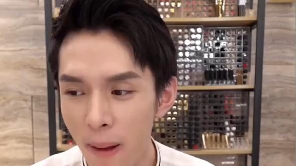 迪奥口红和阿玛尼香水,迪奥口红对比阿玛尼