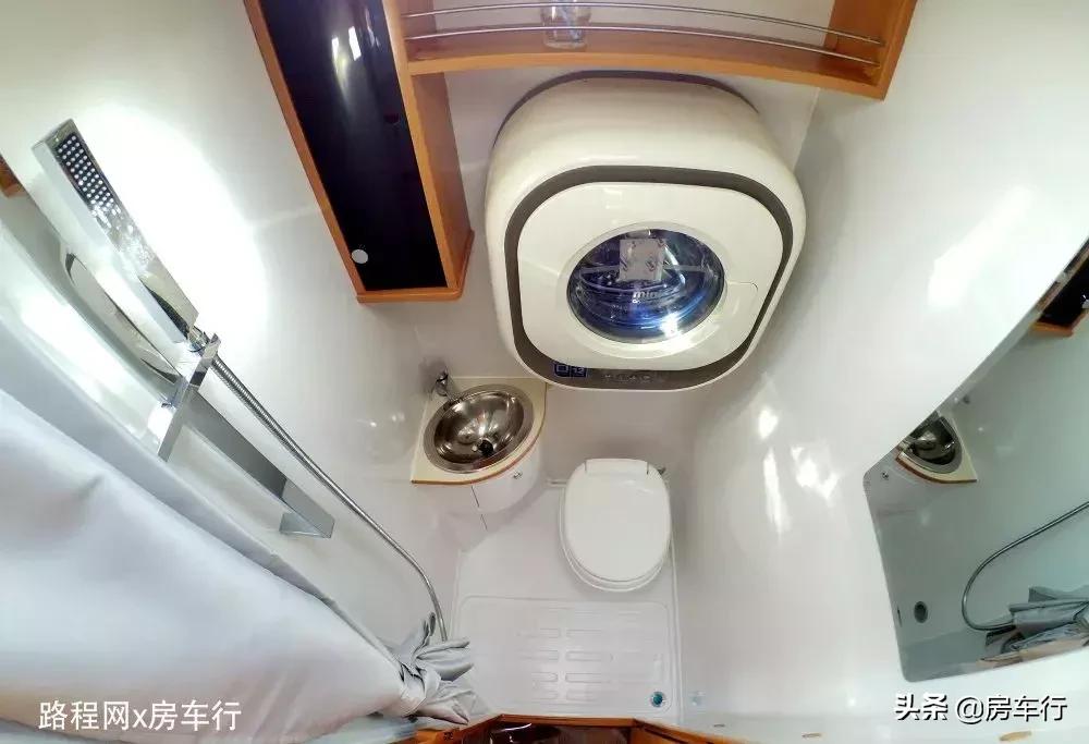 房车大全20-30万的c型房车限量版,房车价格30万元空间大全新自动挡