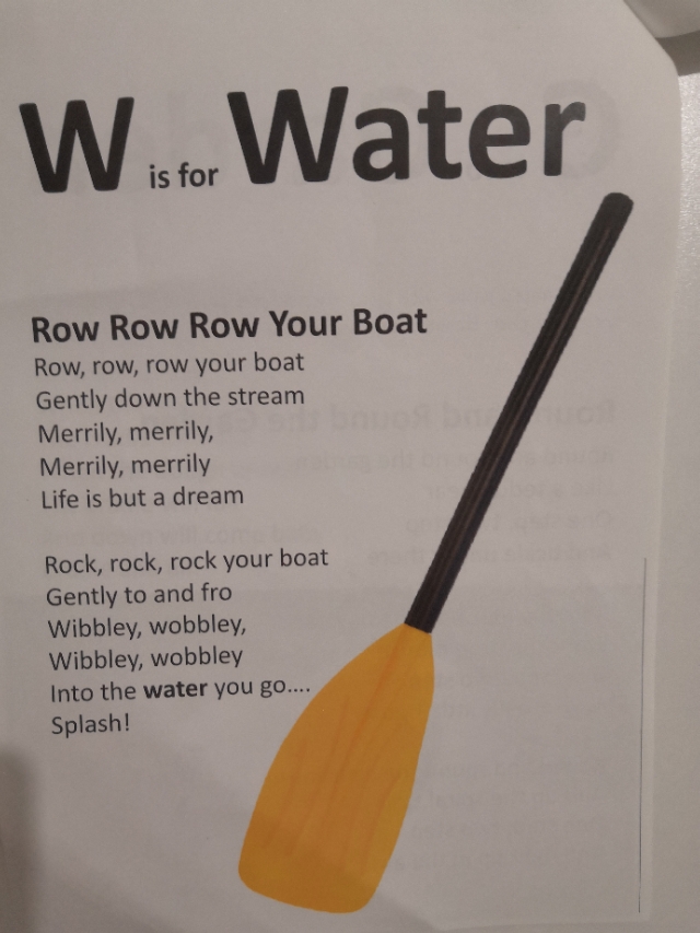 英语头肩膀膝盖脚趾头的儿歌歌词,趣味启蒙英语儿歌歌词