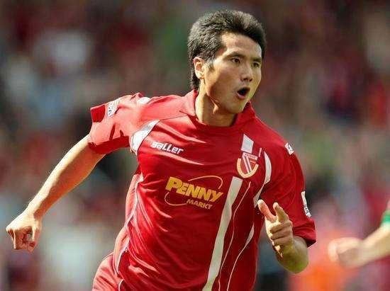 足球职业化后那些让人记忆深刻的国产中场发动机