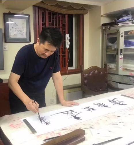 毕福剑书画,毕福剑现场书法