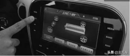 纯电动汽车启动电瓶怎么充电,纯电动汽车快速充电系统