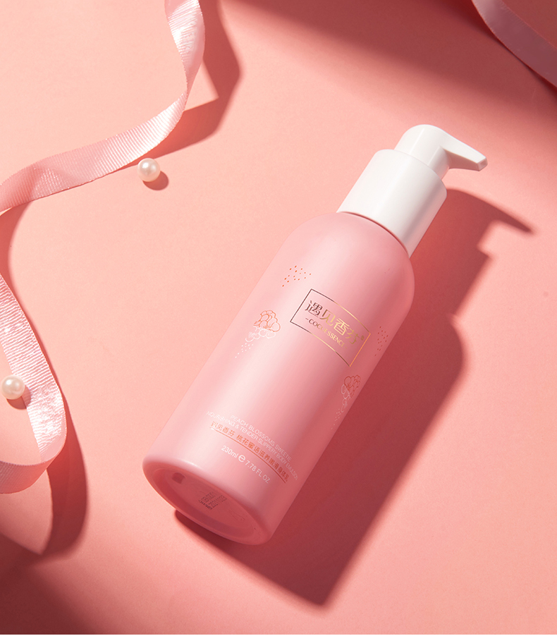 身体乳推荐美白何穗,何穗代言美白身体乳