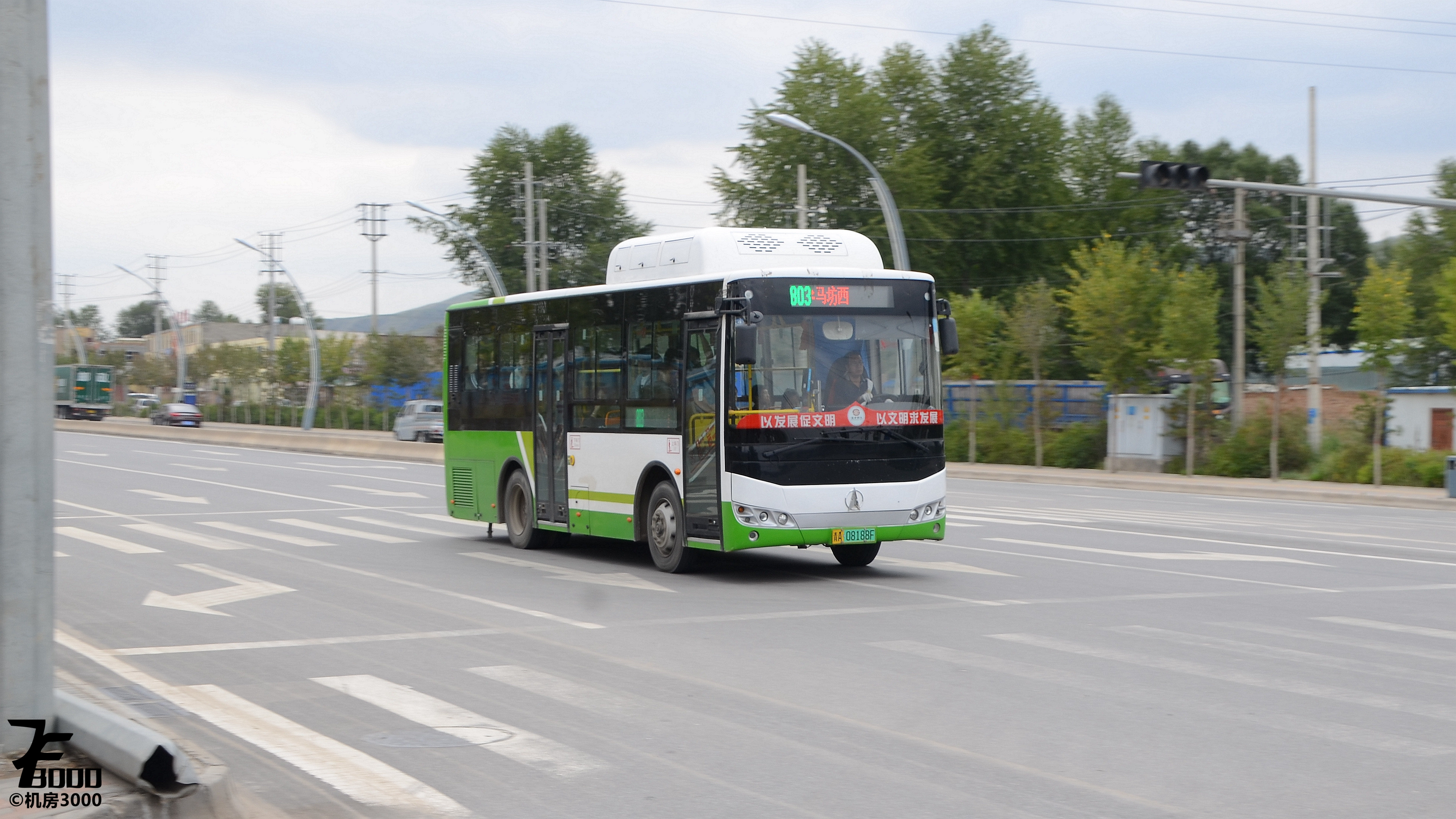 机房的渣评6湟中公交包头北奔ND6870PHEVN测评