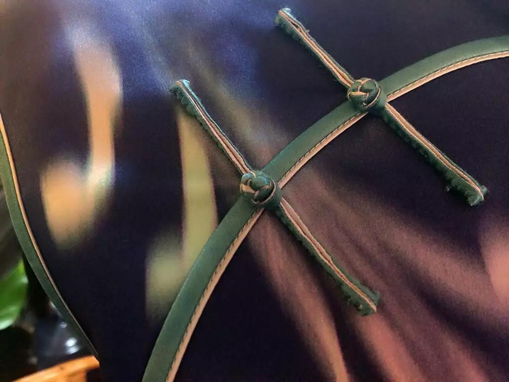 女性身材雕塑作品,温婉的旗袍造型