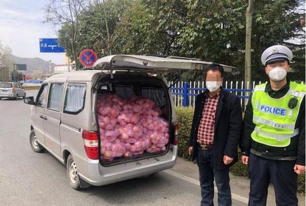 货运面包车拉人违规吗怎么处罚,面包车拉人载货怎么处罚