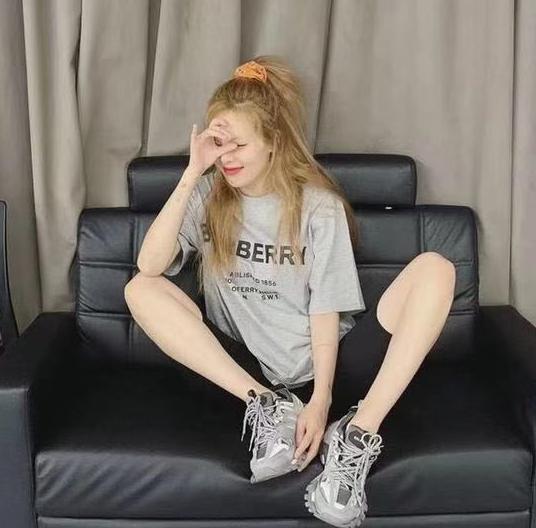 jennie和泫雅同款,泫雅jennie同款发型