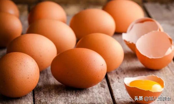 买鸡蛋挑大的还是挑小的,买鸡蛋注意这几点