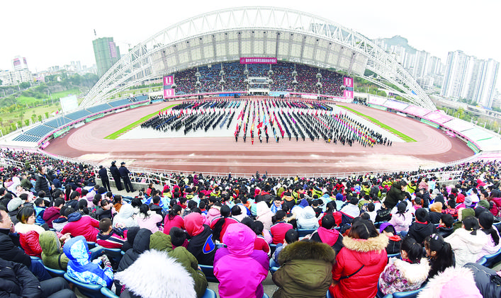 硕果累累满枝头,硕果累累满枝头春华秋实盼丰收