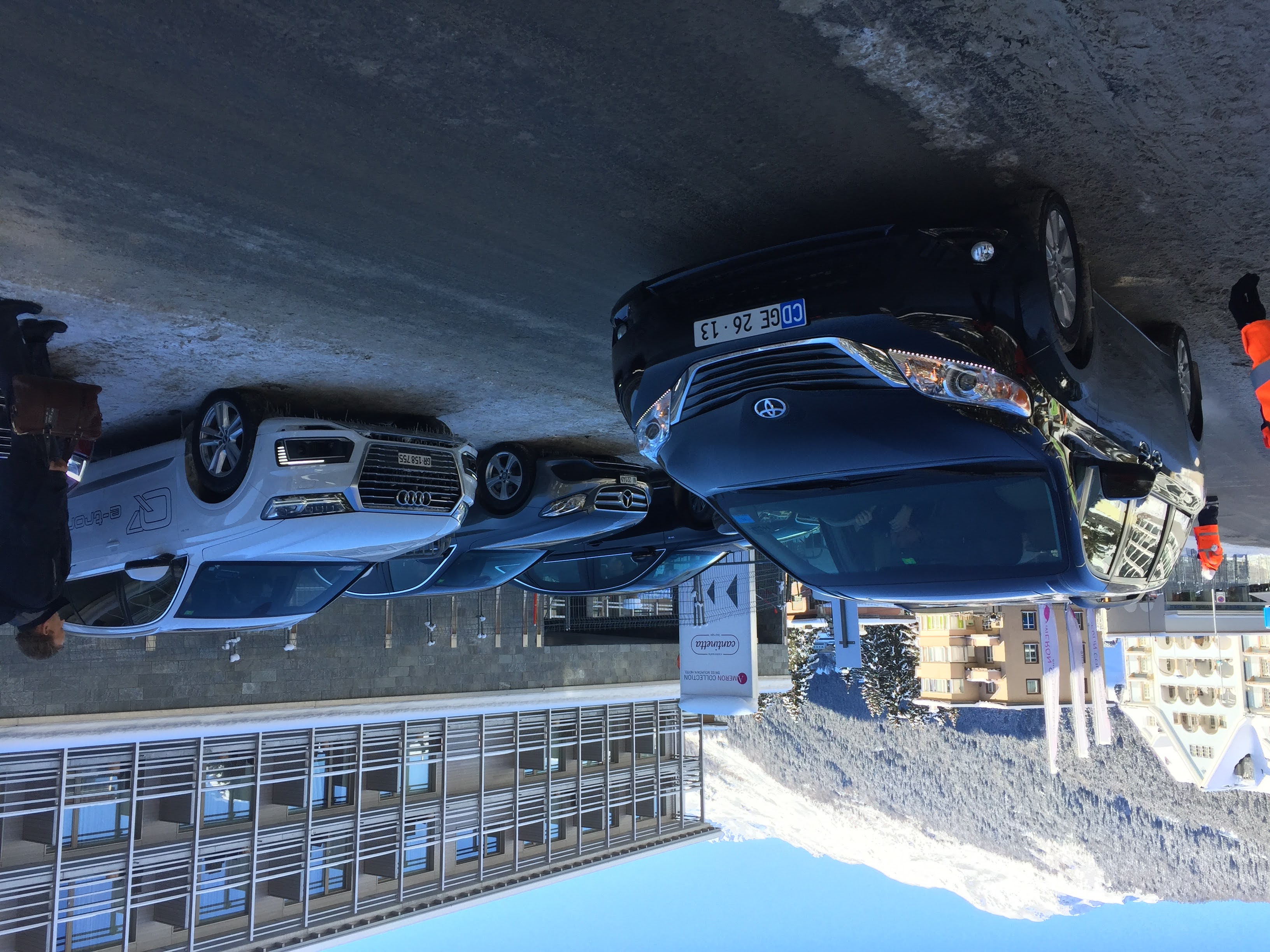 还不如二线明星？扒一扒参加达沃斯论坛的大佬们都坐什么车