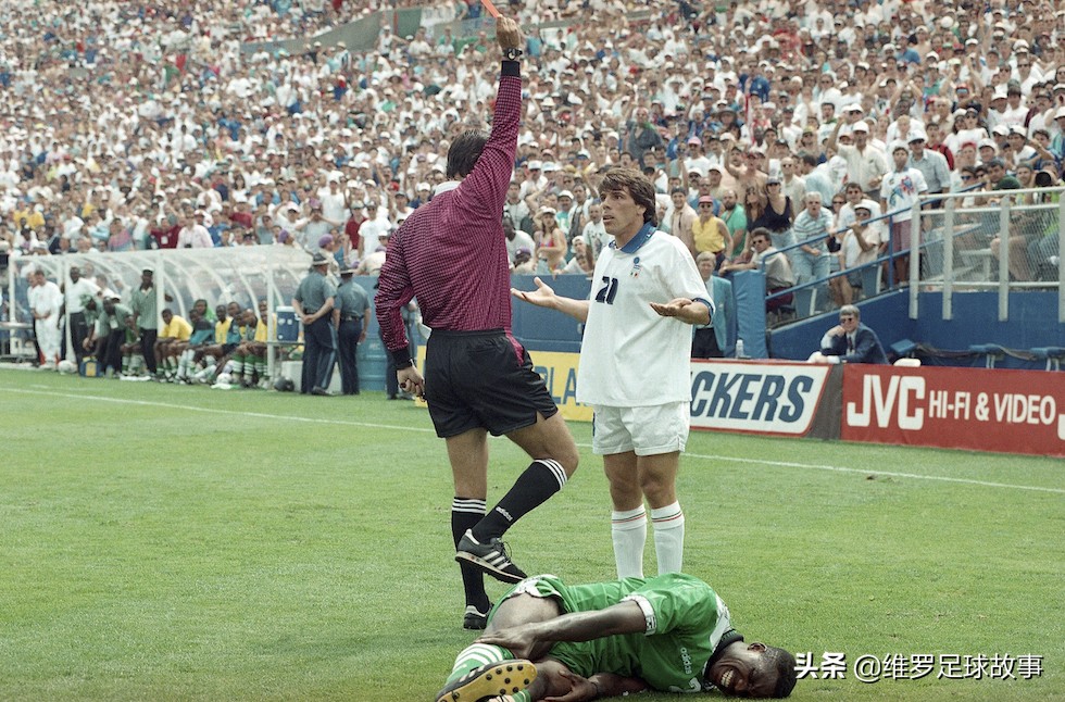 深度解析佐拉：谦谦君子蓝*队军**史最佳，魅影脚法开创英超技术流派