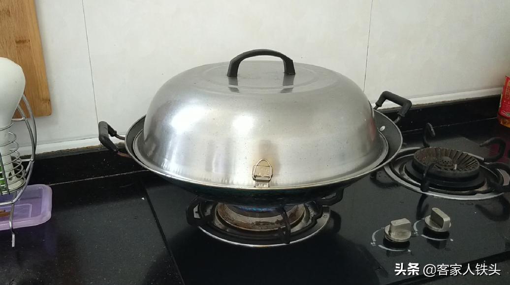 教你一个鱼肉百吃不厌的做法,鱼肉这样做香嫩入味无需放大料