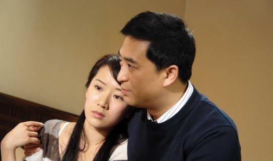 陈道明说他条件不好，前妻说他是凤凰男，张嘉译到底是个怎样的人