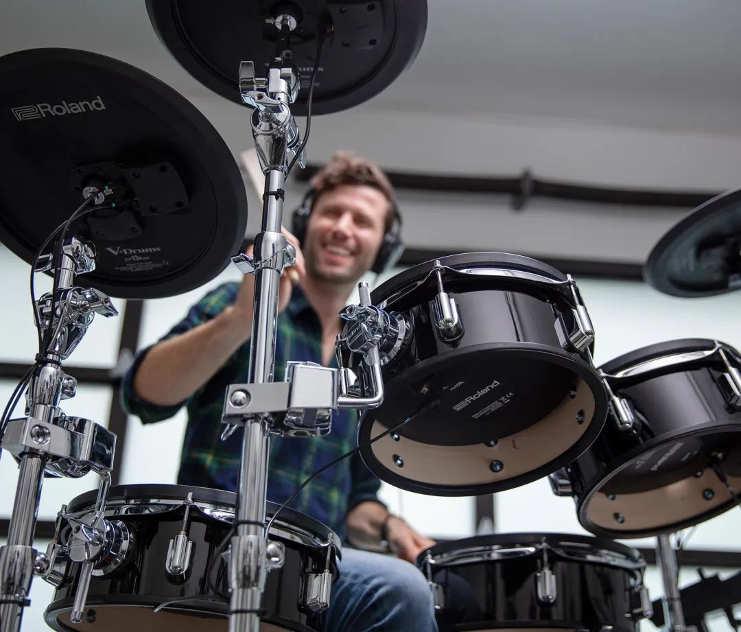 罗兰电鼓音色怎么调,罗兰电鼓使用软音源