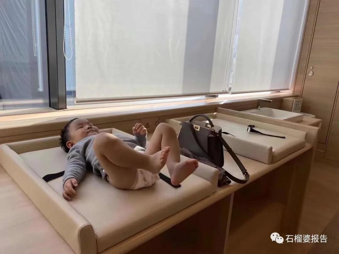 实用的通勤上班包,用了很久的东西不想换