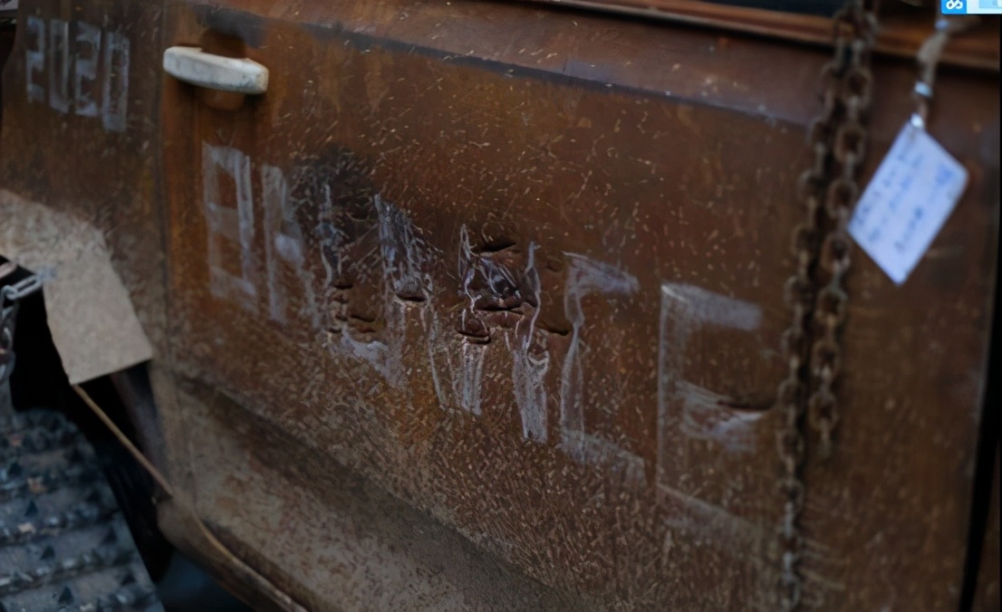 BALANCE参加“寻找五菱潮装人”打造废土风格“末日板牙”