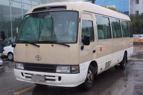 真考斯特和仿考斯特,丰田考斯特各个版本