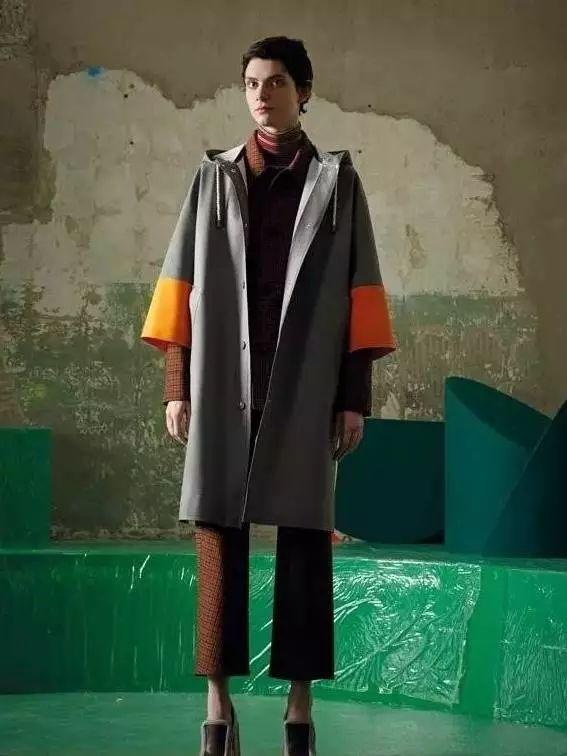 答应我，就算*裤内**晒不干，雨季也不能瞎穿！