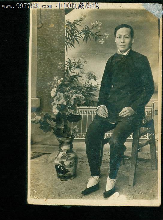 男人辫子,女人小脚,被外国人耻笑多年