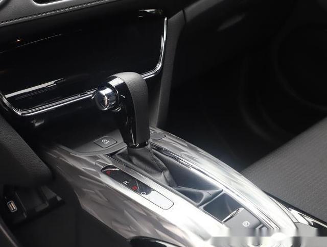 本田xr-v多少钱,本田xr-v内饰功能介绍