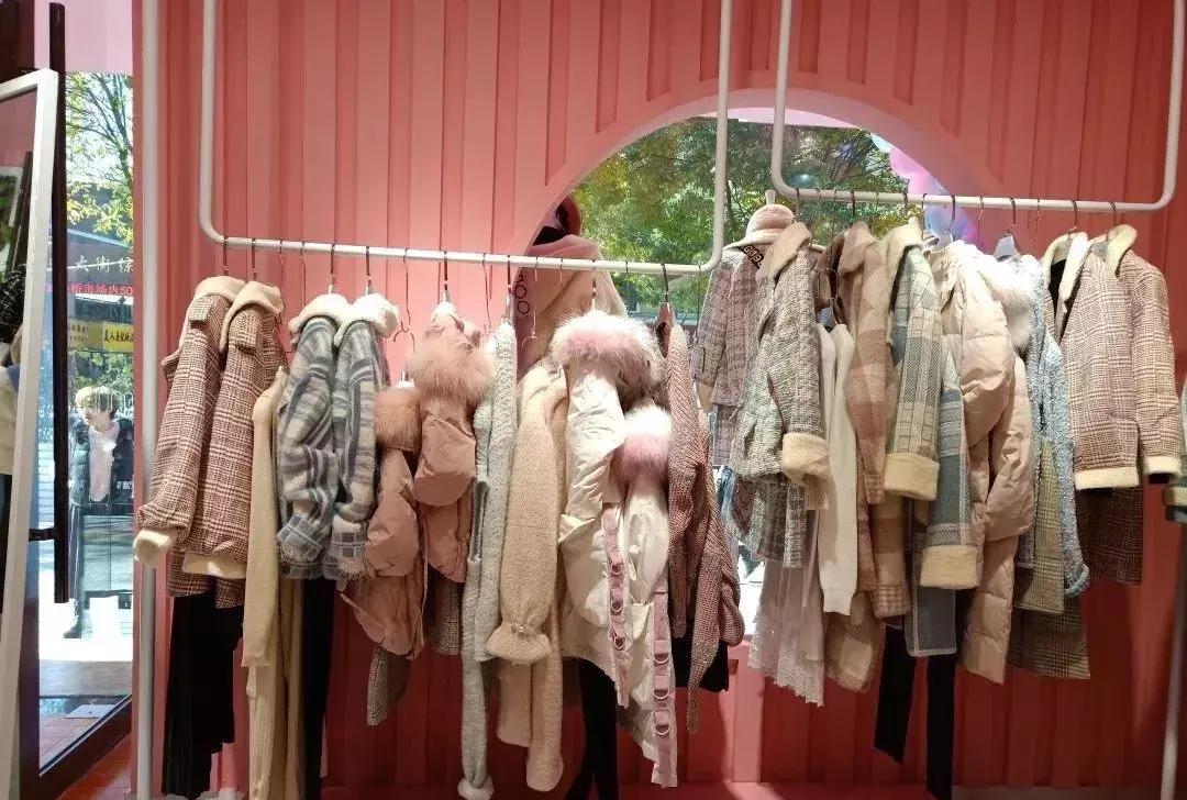 奶茶店开业第一天怎么吸引顾客,新店开业做什么活动更吸引顾客