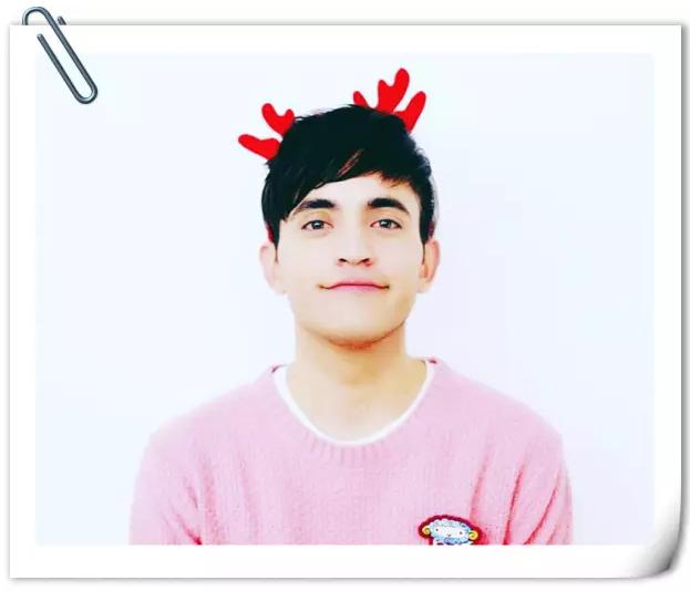 梅西单手插兜与总统握手,与总统握手后立志成为总统的男孩