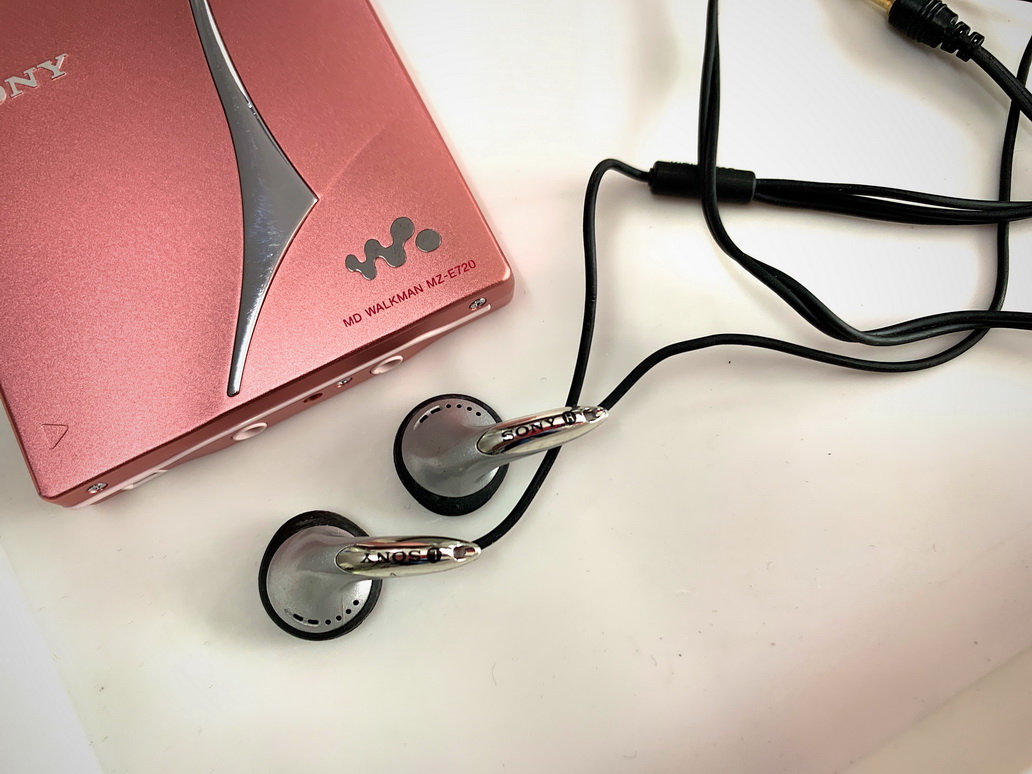 平头耳塞优缺点,平头耳塞式耳机越来越少