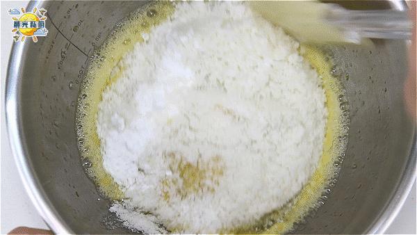 吃不完的烂香蕉怎么处理？做成无麸质香蕉蛋糕吧，大人小孩都爱吃