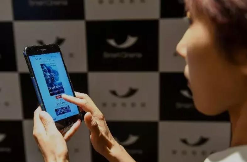 新加坡购物方式是网购吗,新加坡购物特色