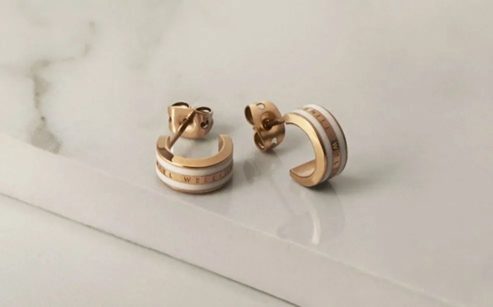 dw手表怎么样值得入手,为什么一堆便宜的dw手表