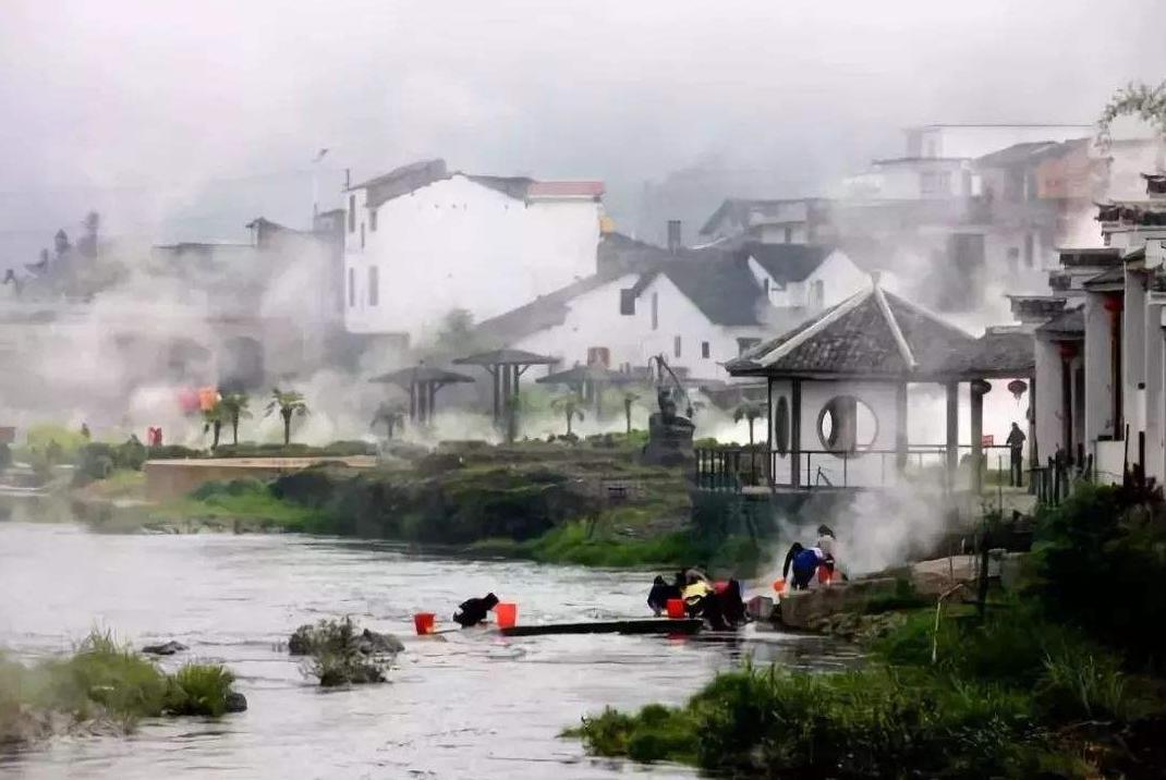 湖南郴州暖水温泉度假区,湖南郴州莽山无边泳池温泉