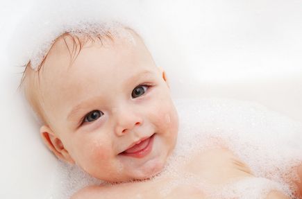 婴儿头皮上的黄痂抠了怎么办,抠头皮上面的痂