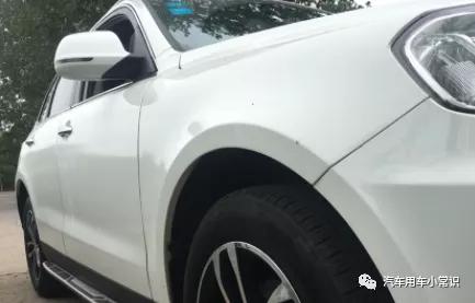 白色车身粘上沥青怎么办,汽车沾上沥青怎么办