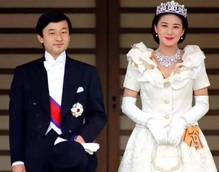 雅子成为太子妃不容易，因身高超过1米62，所以被日本皇室嫌弃