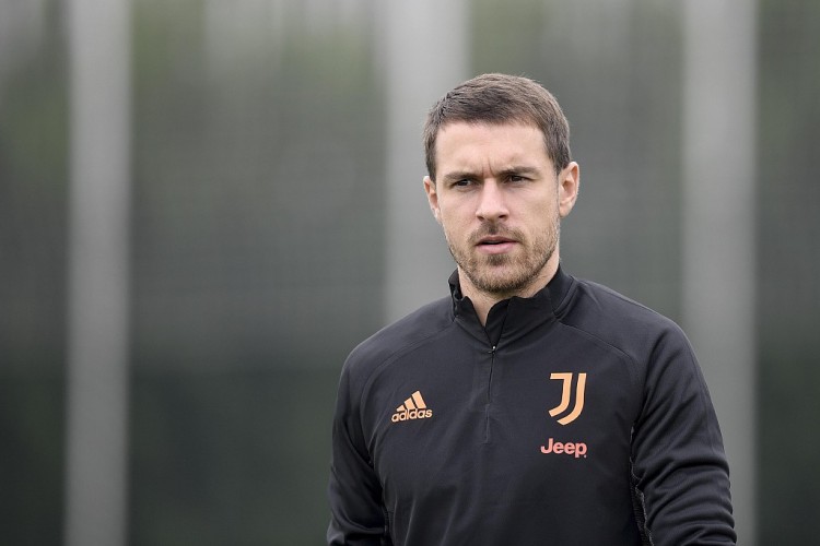 基耶利尼后悔年轻未加盟阿森纳，C罗生日快乐或续约至2023