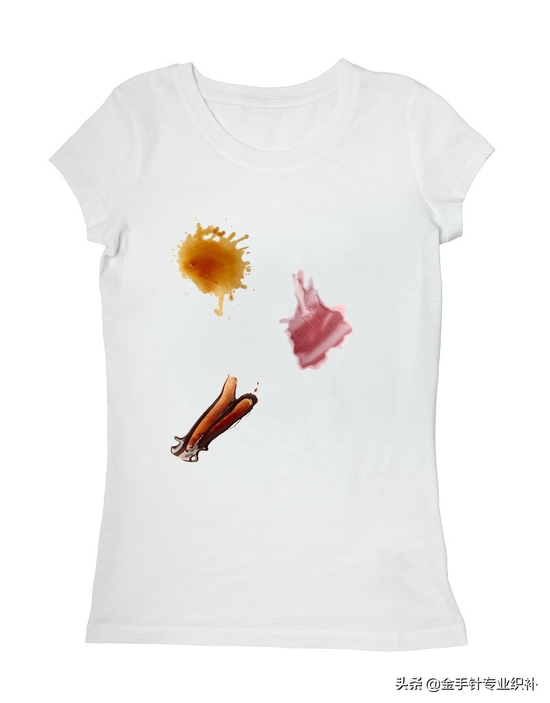 新买的衣服掉色严重应该怎么清理,新买的衣服掉色怎么弄