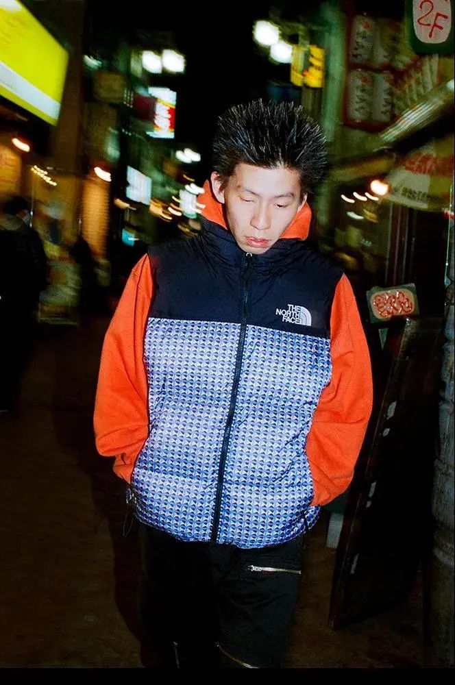 supreme北面联名fw18week3,supreme北面联名皮面