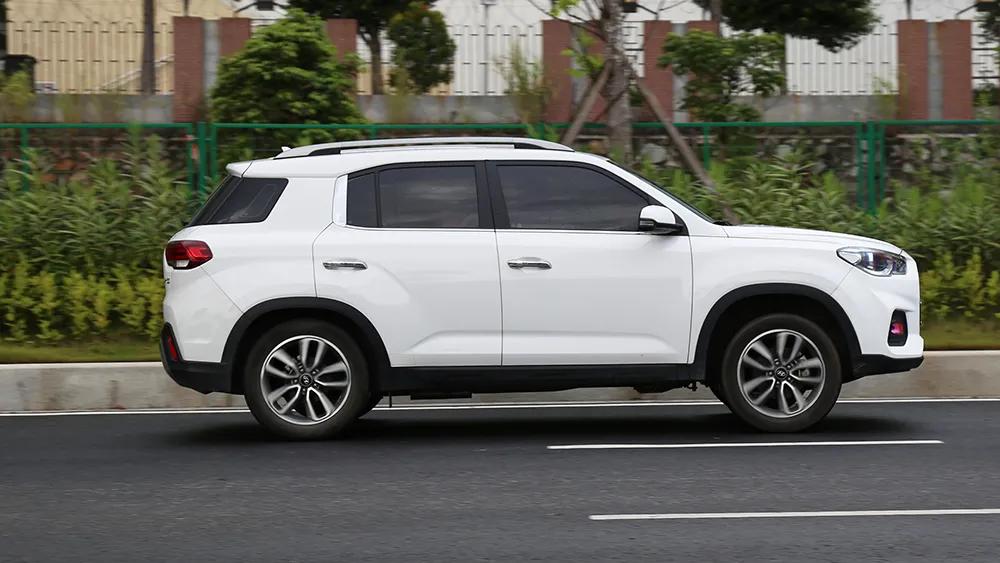 2.0l+6at,2019款ix35现代是前驱还是后驱