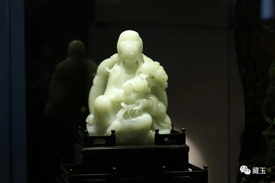 目前和田玉真正籽料的价格,价格过千万的和田玉籽料