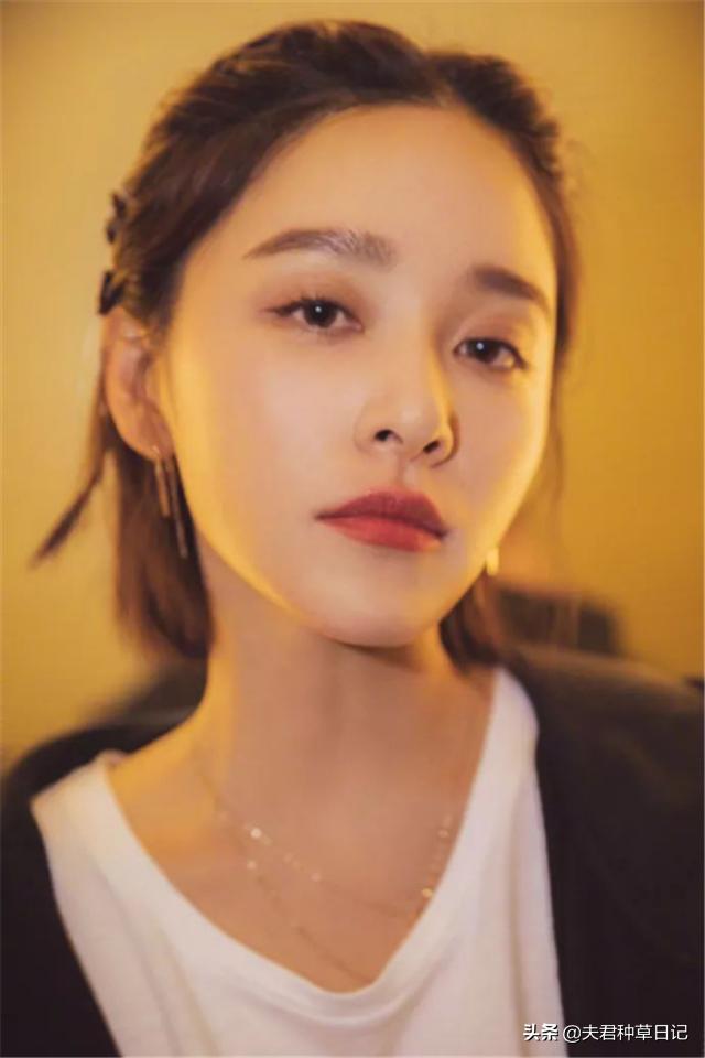 羊毛卷发型还流行吗,今年最流行的法式羊毛卷