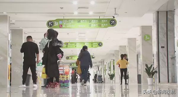 孩子鼻子塞进异物抠出来后流血,小孩被异物插进鼻子流血怎么办