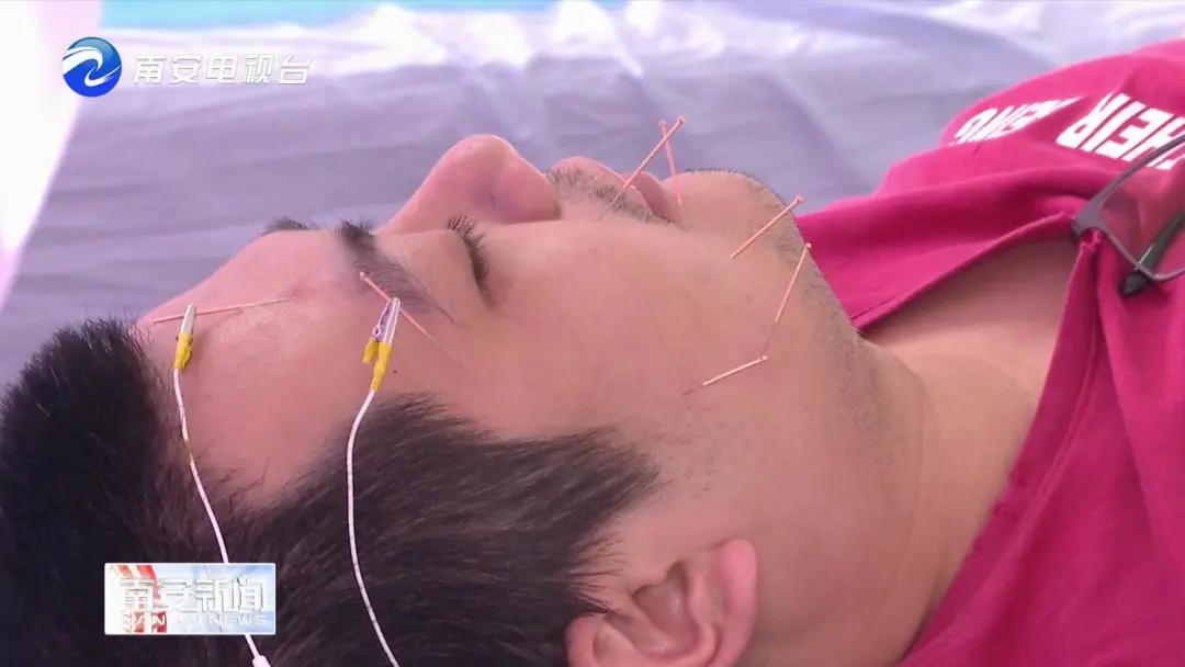 南安人注意了,有人因贪凉得面瘫