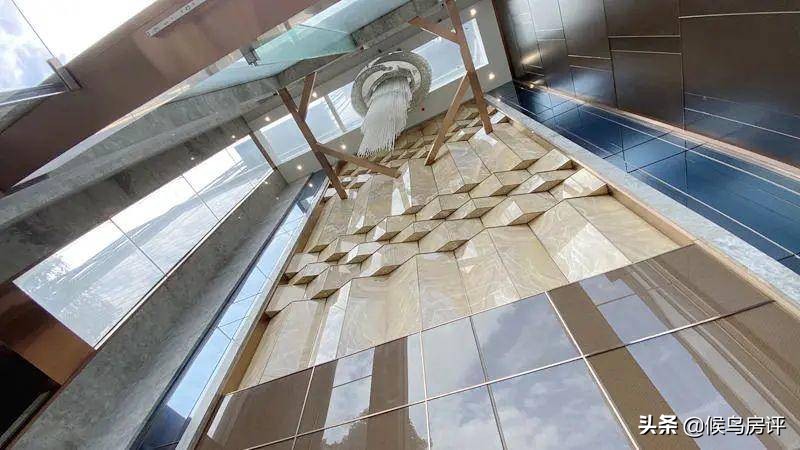 1000万可以买到什么豪车,1000万可以买到怎样的别墅