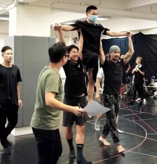 众星评价刘德华,众星力挺星爷