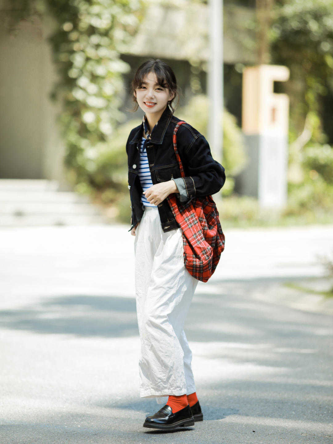 一衣多穿牛仔外套的n种搭配思路,牛仔外套怎么搭配这样穿准没错